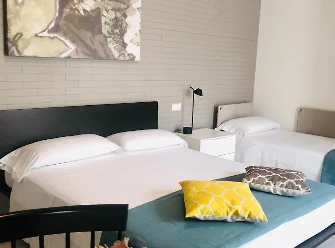 Le Stanze - Di Fianco Casa Di Cura Montanari Gæstehus Morciano di Romagna