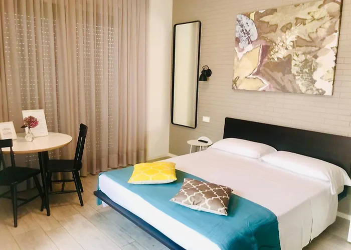 Le Stanze - Di Fianco Casa Di Cura Montanari Gæstehus