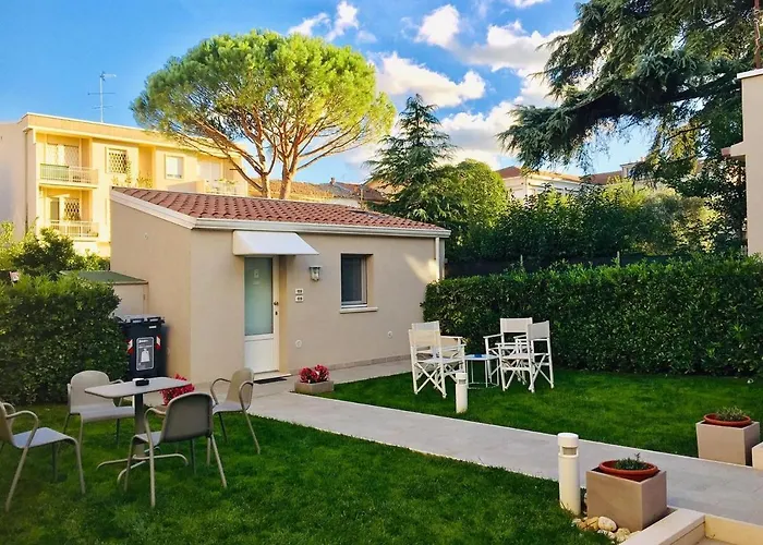 Casa de hóspedes Le Stanze - Di Fianco Casa Di Cura Montanari